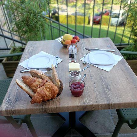 Les Pierres Folles Bed & Breakfast Rozier-en-Donzy Luaran gambar